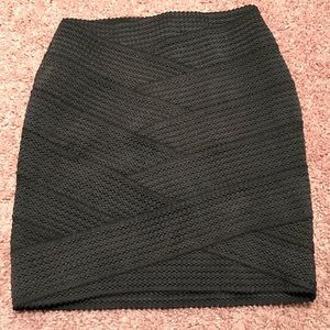 H&M black pencil skirt NWT